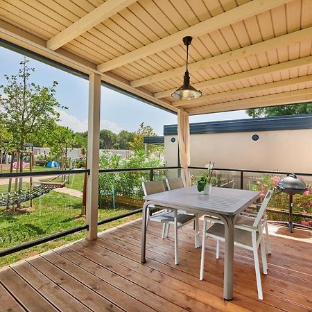 Camping Stella Maris Mobile Homes Umag Exteriér fotografie